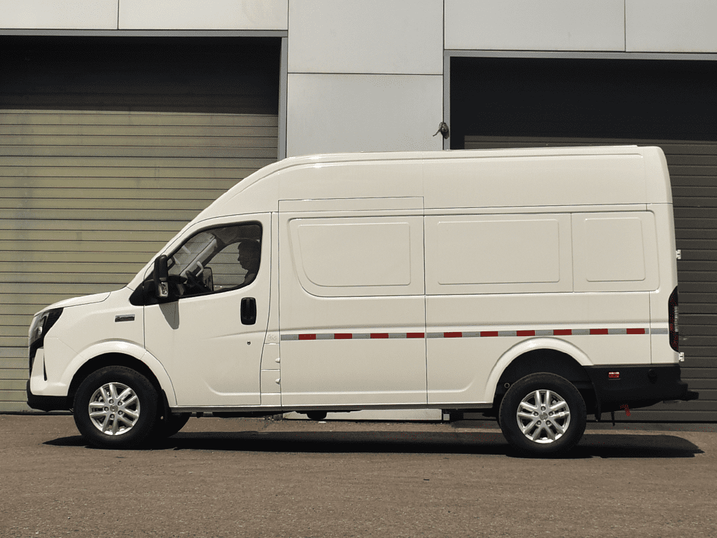 DongFeng K33-561